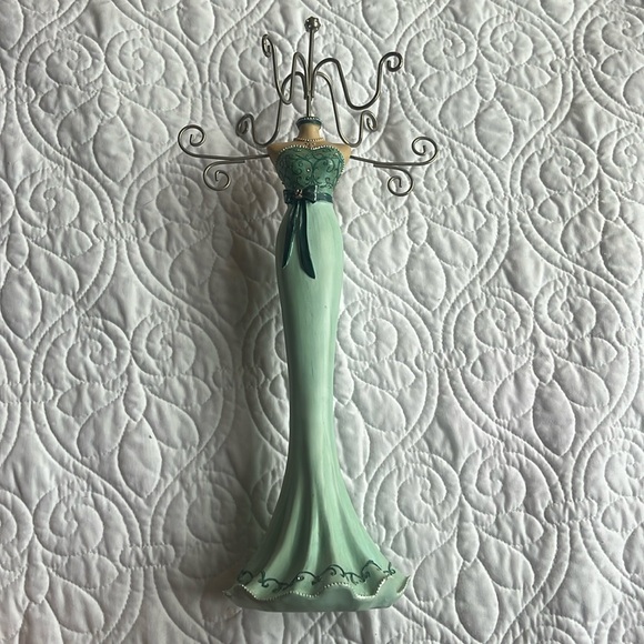 Jewelry Hanger Doll with Dress for Necklaces, Bracelets, Rings NEW - Picture 2 of 10